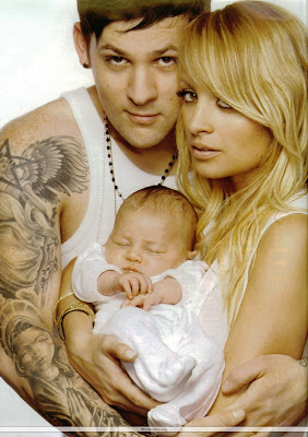 CHOCOLATE WITH CHIPS: Lionel Ri...